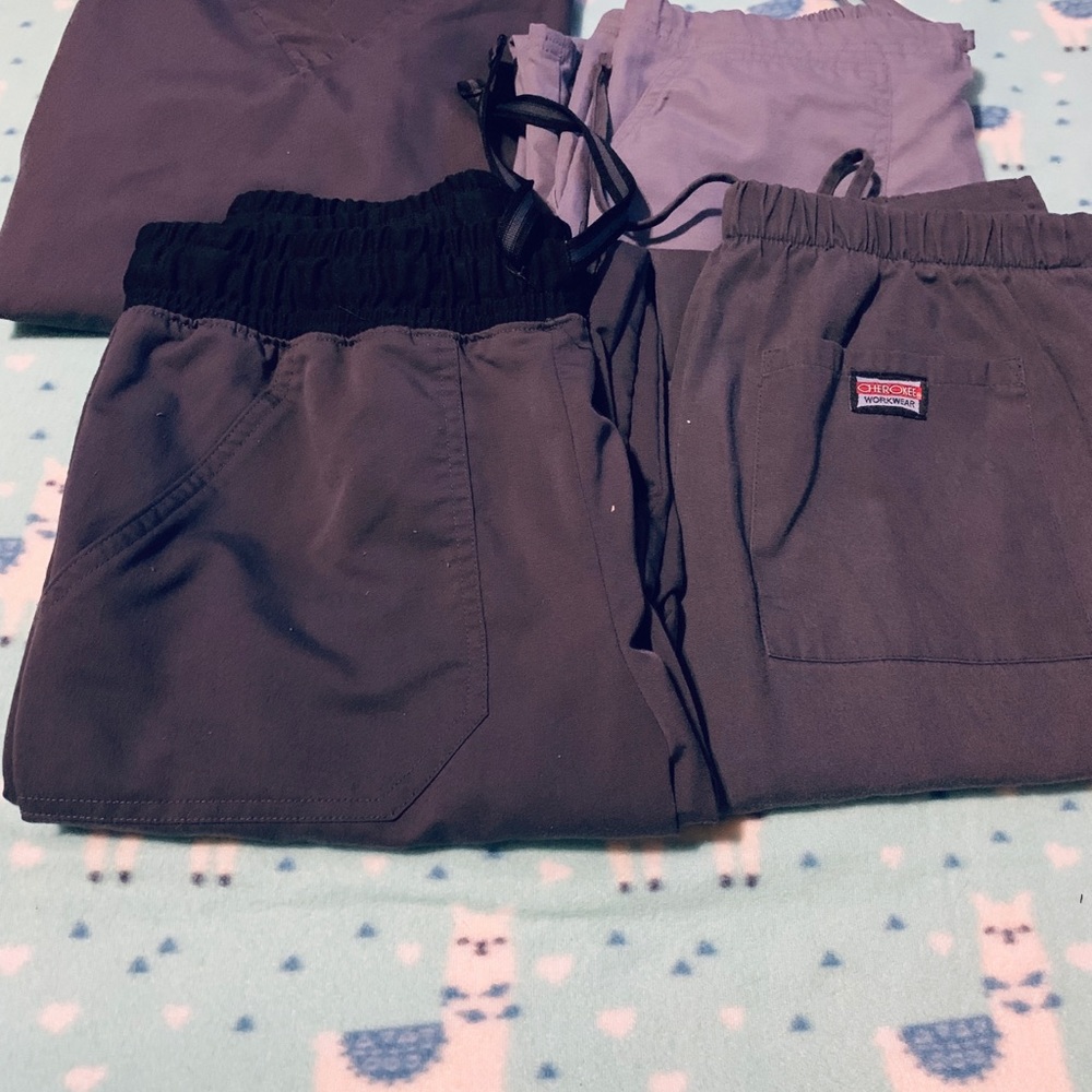 Scrub sets - Picture 7 of 8